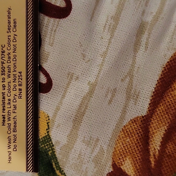 Fall Pot Holders & Oven Mitt. - Picture 6 of 9